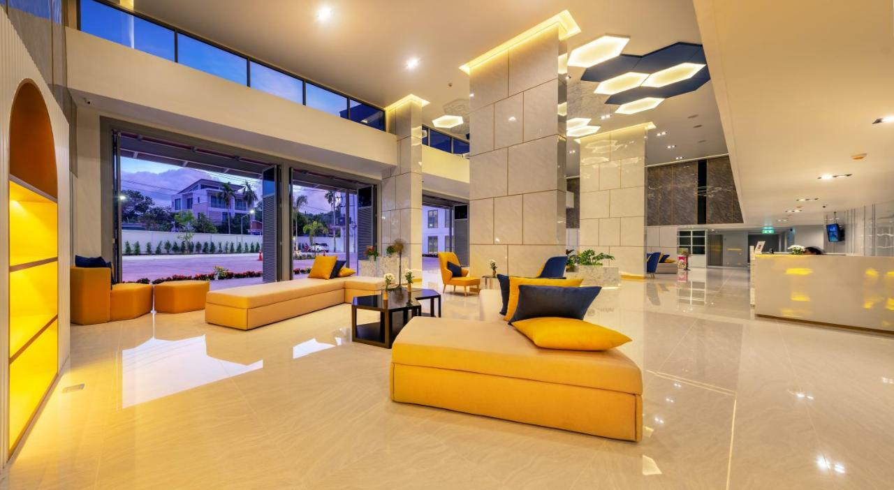 Beehive Boutique Hotel Phuket Exterior photo