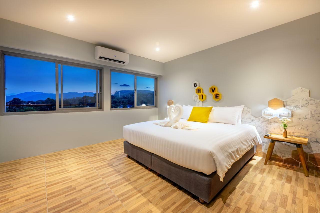 Beehive Boutique Hotel Phuket Exterior photo